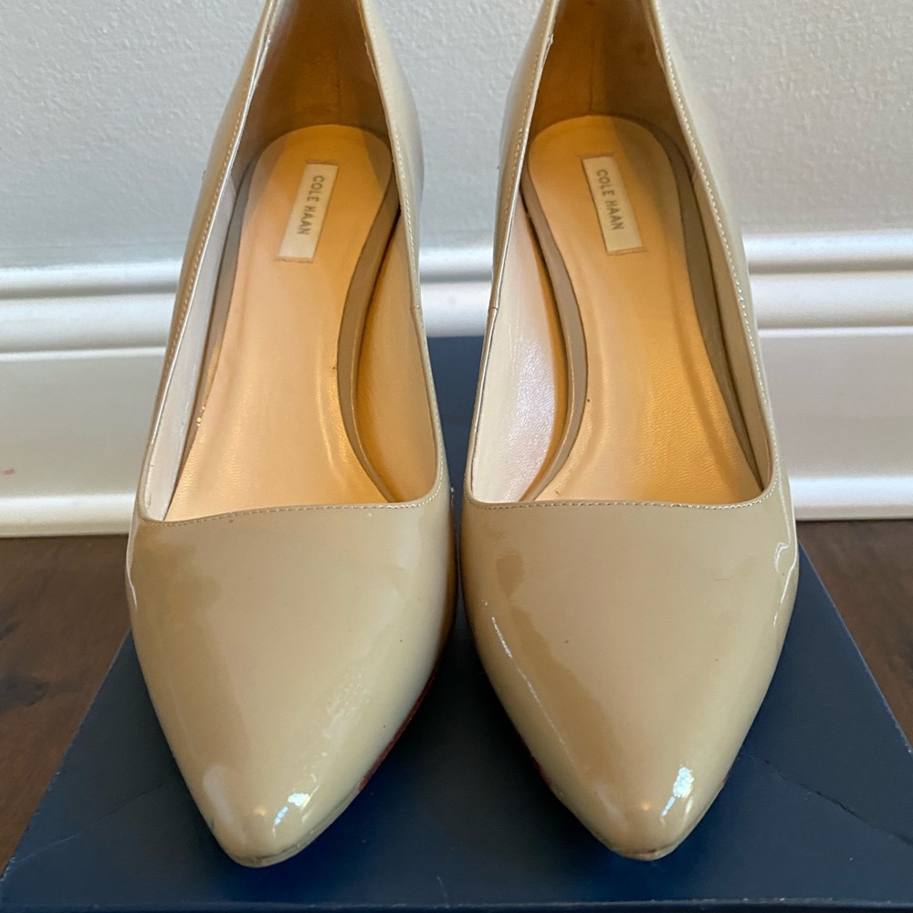 Cole Haan Nude Pump w/box and heel replacers